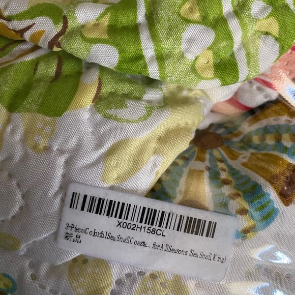 King coastal quilt set nwt and nwt extra pillow cases - Picture 5 of 8